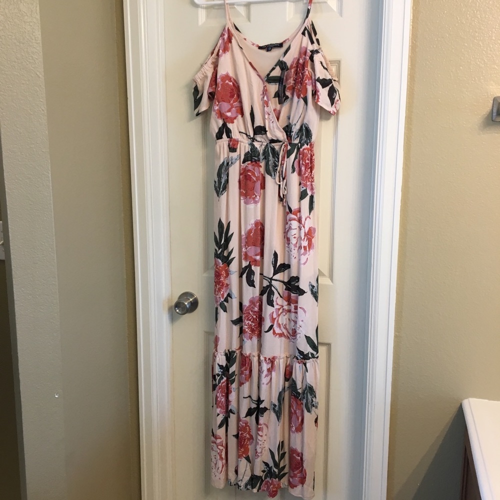 ONE CLOTHING Pink floral cold shoulder maxi dress - Picture 2 of 5